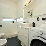 Appartement San Siro - Duomo Super Cozy & Close To Subway Milaan