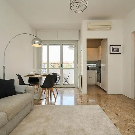 San Siro - Duomo Super Cozy & Close To Subway Apartment Milan