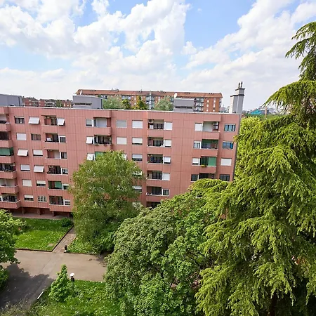 Apartment San Siro - Duomo Super Cozy & Close To Subway Milan